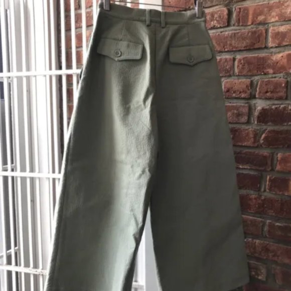 7115 By Szeki Pleated Skate Trouser in Aqua Size Small Brand New - Picture 2 of 5